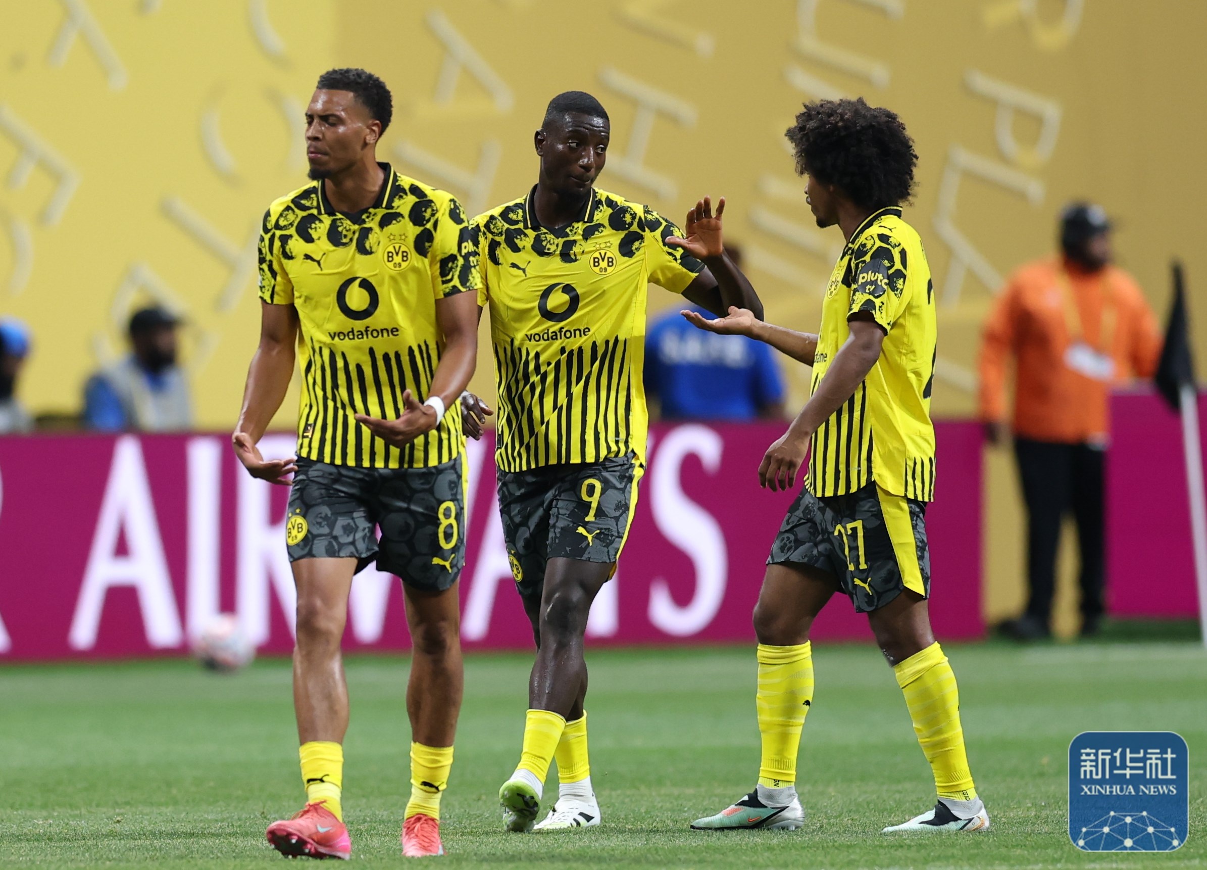 多特蒙德轻松晋级下一轮的简单介绍