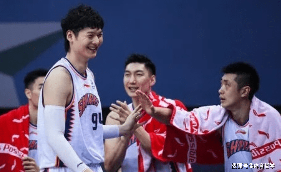 开云体育在线-领先对手一轮得分，球队保持劲头冲击冠军的简单介绍