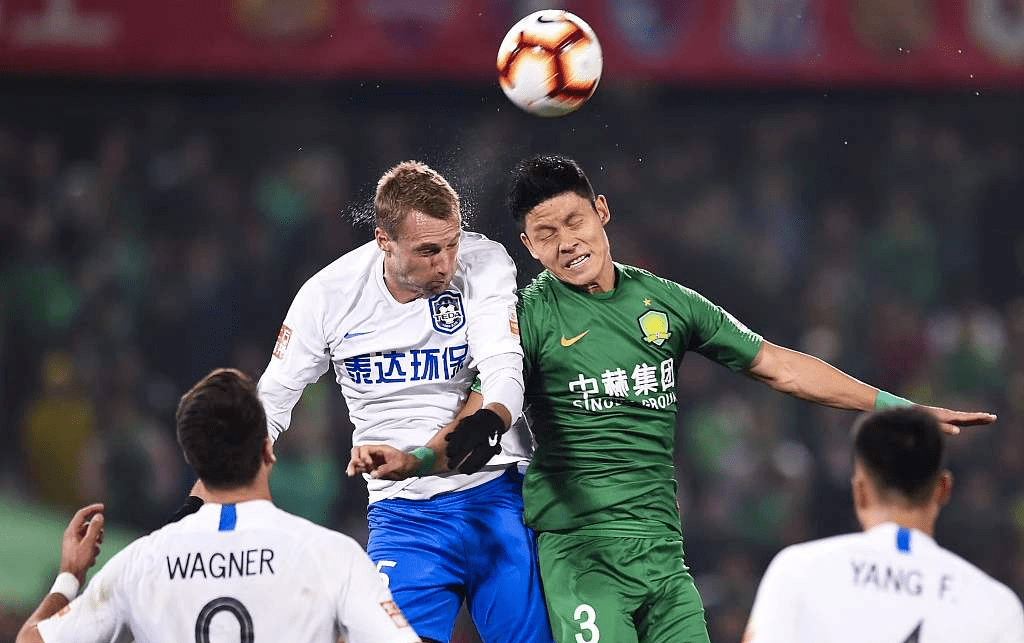 包含泰达告捷，客场胜华夏保持连胜势头的词条