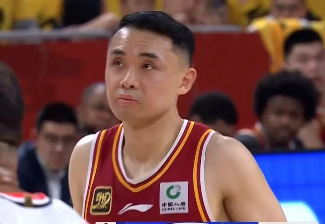 关于山西队面对冲突风波，主帅承诺加强队内管理的信息