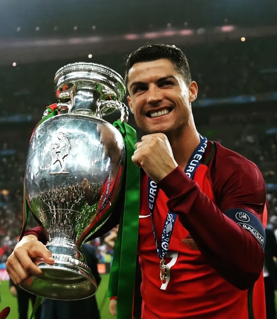 欧洲杯官方发布赛后数据,表现引争议 欧洲杯官方发布赛后数据,表现引争议