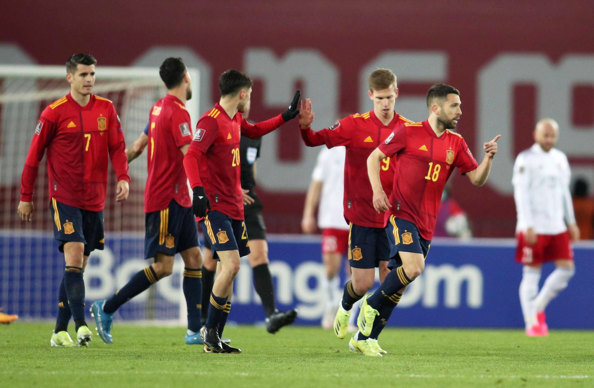 开云-奥地利队鏖战葡萄牙队，马龙关键制胜