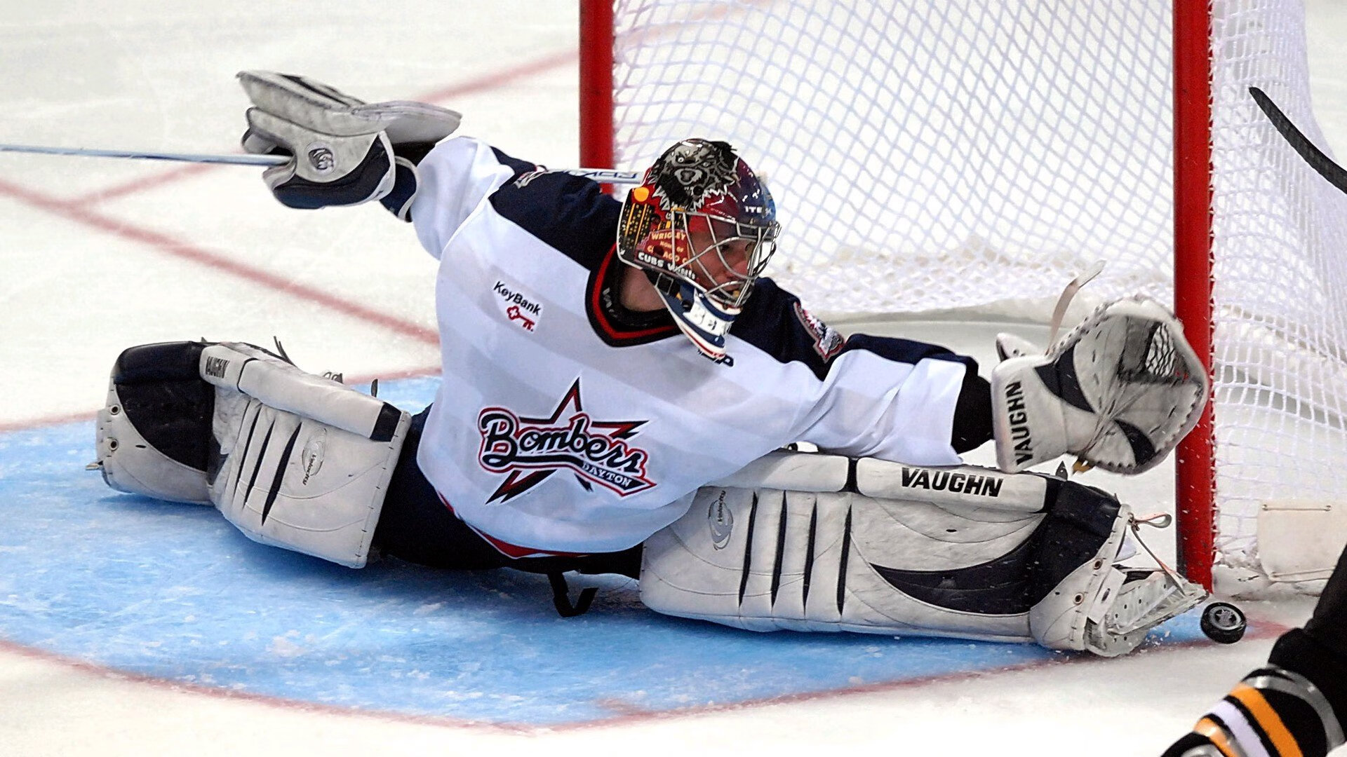 冰封与烈焰,深圳锁死雷霆,克莱一剑封喉