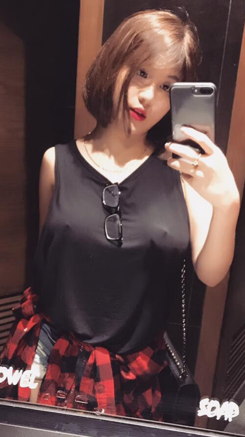 铁蹄撕裂长空，雪崩碾碎阵线，当孤胆英雄遭遇完美军团