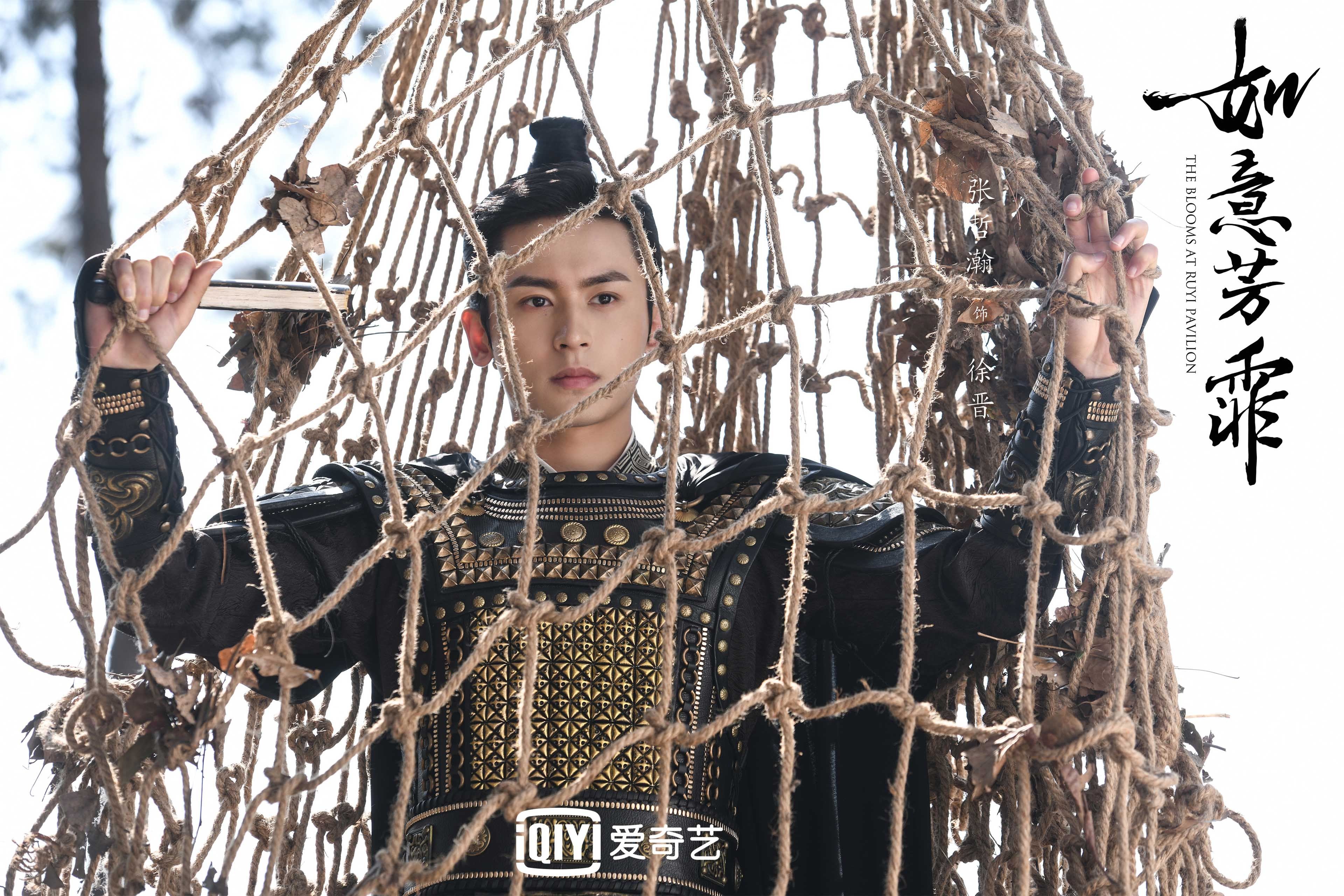 双重封锁，从药厂的钢筋水泥到F1赛道上的红色风暴