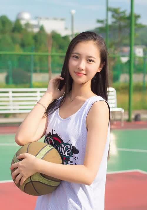 2026世界杯豪门对决,智利碾压丹麦,德布劳内致命一击,临场调整书写唯一传奇